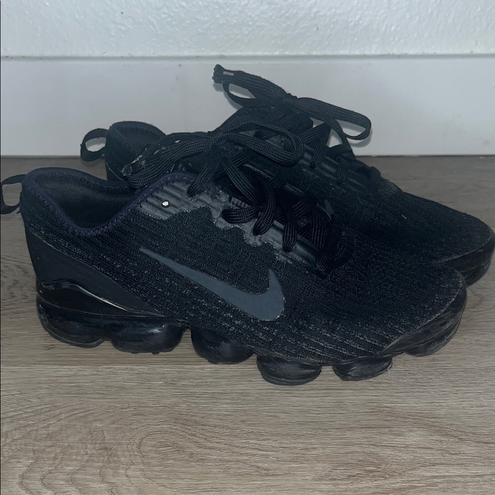 Nike Big kids Air VaporMax Flyknit Running Sneakers